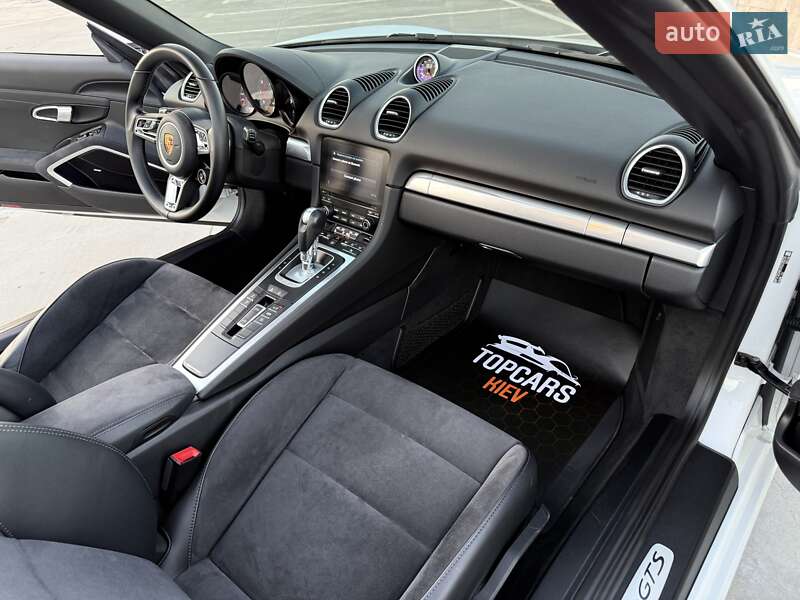 Родстер Porsche Boxster 2018 в Киеве фото 50 Родстер Porsche Boxster 2018 в Киеве