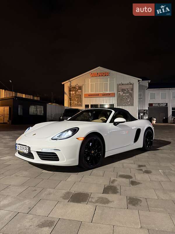 Родстер Porsche Boxster 2016 в Киеве