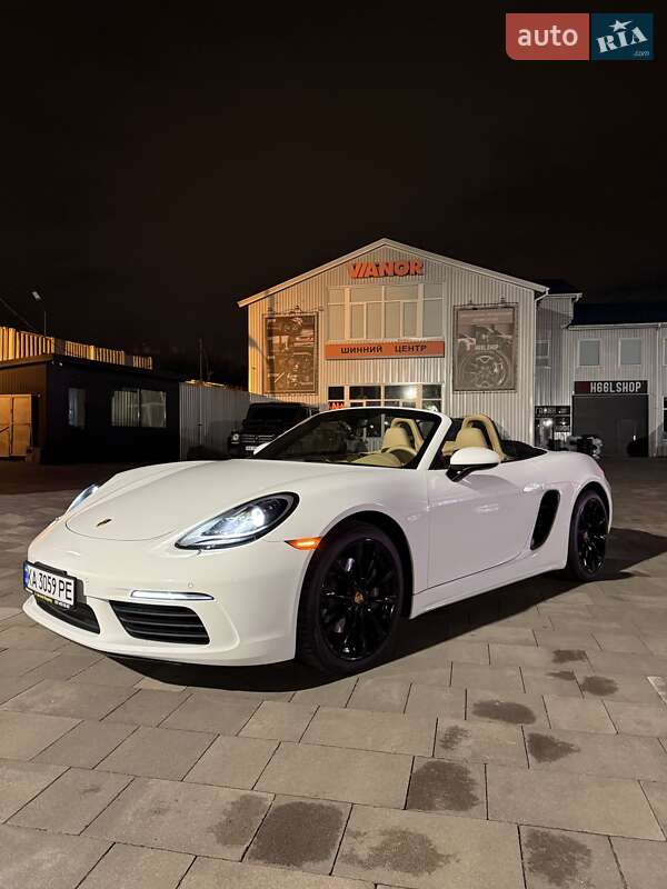 Родстер Porsche Boxster 2016 в Киеве