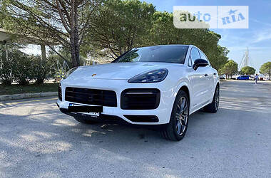 Позашляховик / Кросовер Porsche Cayenne Coupe 2020 в Києві