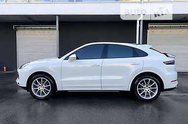 Позашляховик / Кросовер Porsche Cayenne Coupe 2019 в 