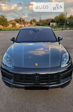 Внедорожник / Кроссовер Porsche Cayenne Coupe 2022 в 