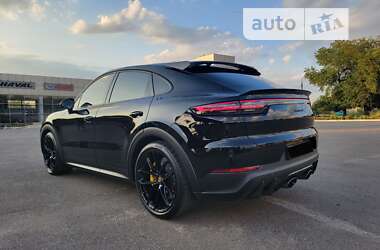 Внедорожник / Кроссовер Porsche Cayenne Coupe 2022 в 