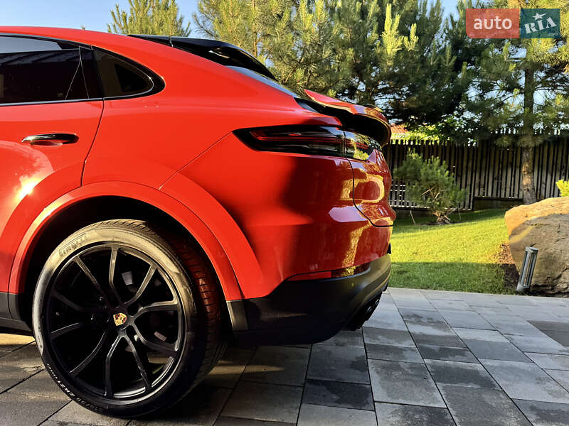 Внедорожник / Кроссовер Porsche Cayenne Coupe 2020 в Киеве