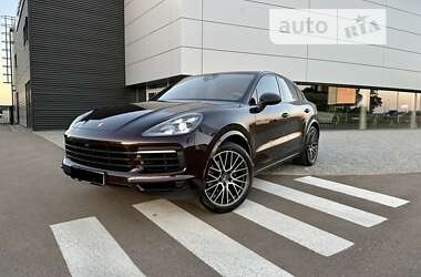 Позашляховик / Кросовер Porsche Cayenne Coupe 2019 в 