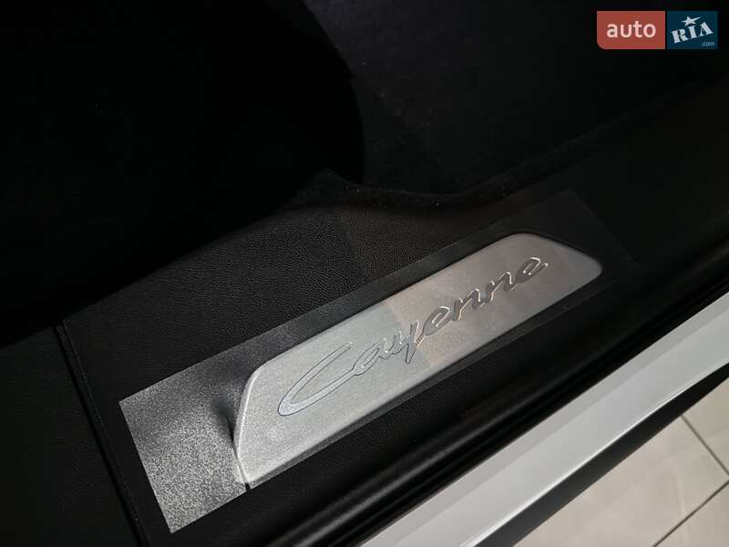 Внедорожник / Кроссовер Porsche Cayenne Coupe 2023 в Одессе
