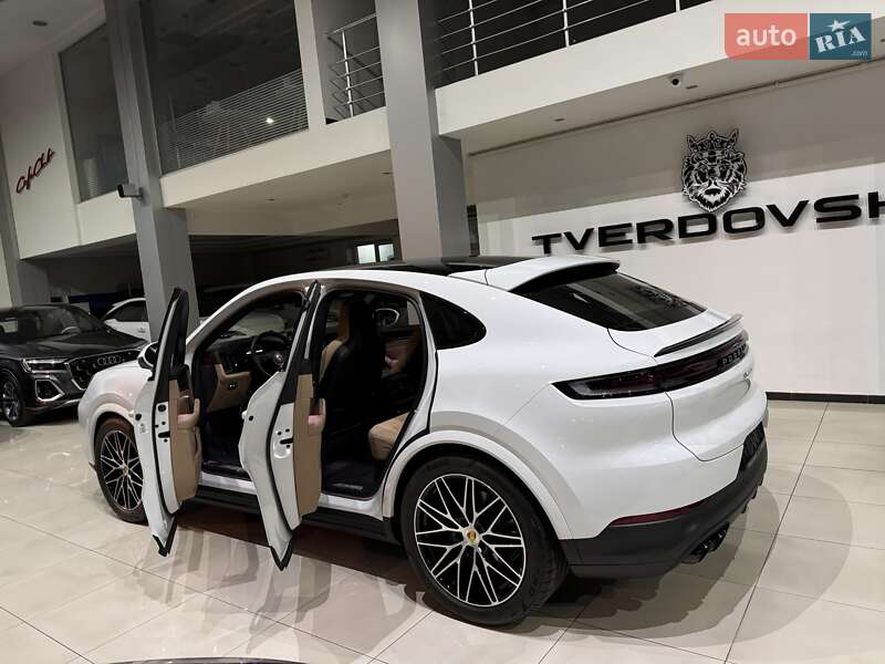 Внедорожник / Кроссовер Porsche Cayenne Coupe 2023 в Одессе