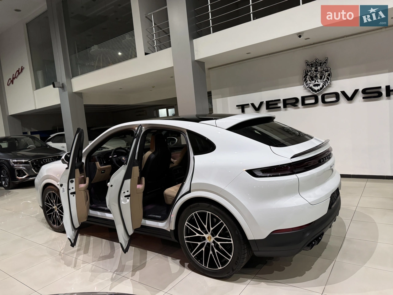 2023 Porsche Cayenne Coupe - мініатюра 239