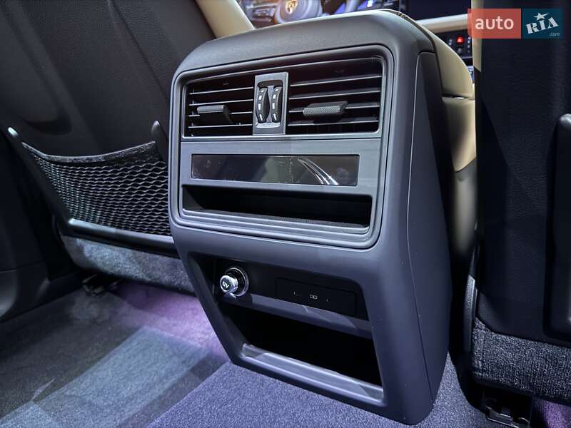 Внедорожник / Кроссовер Porsche Cayenne Coupe 2023 в Одессе