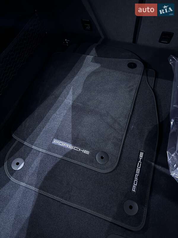 Внедорожник / Кроссовер Porsche Cayenne Coupe 2023 в Одессе