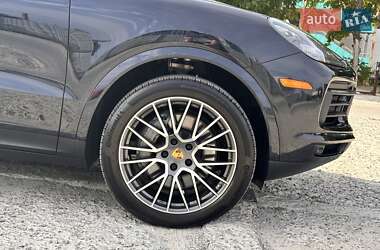 Внедорожник / Кроссовер Porsche Cayenne Coupe 2021 в 