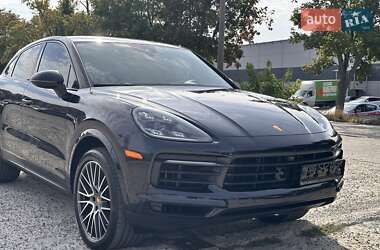 Внедорожник / Кроссовер Porsche Cayenne Coupe 2021 в 