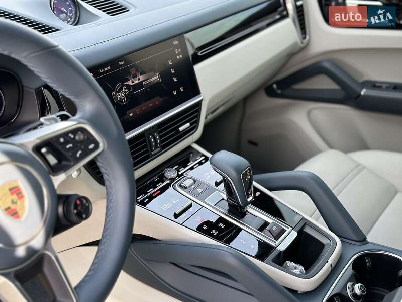 Внедорожник / Кроссовер Porsche Cayenne Coupe 2021 в Одессе