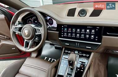 Позашляховик / Кросовер Porsche Cayenne Coupe 2021 в 