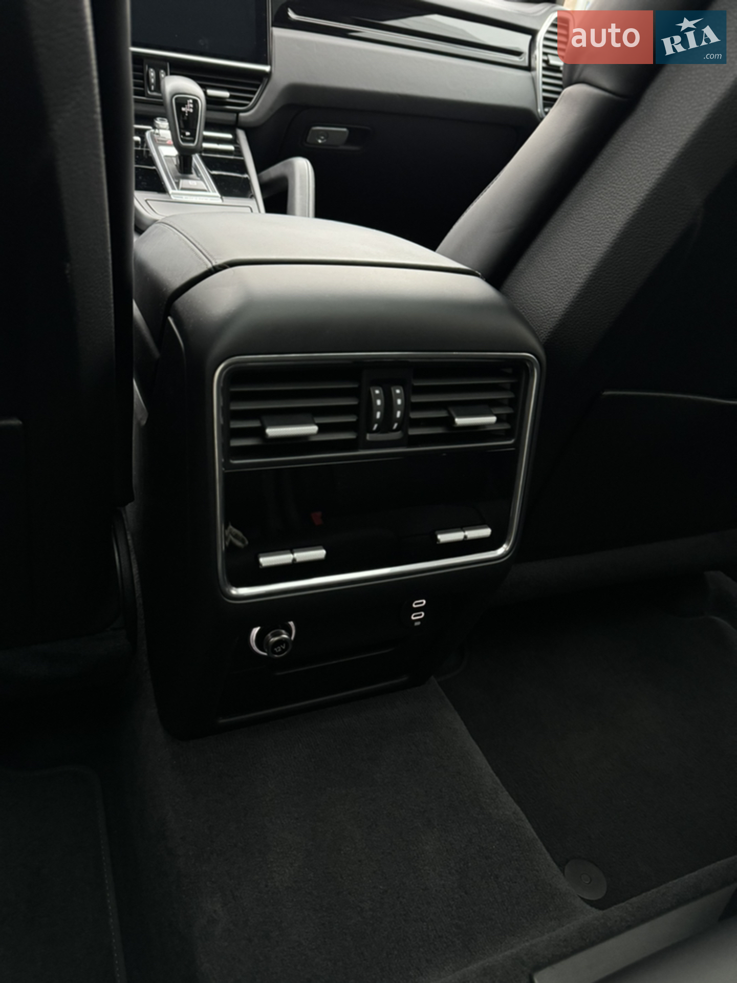 2019 Porsche Cayenne Coupe - мініатюра 20