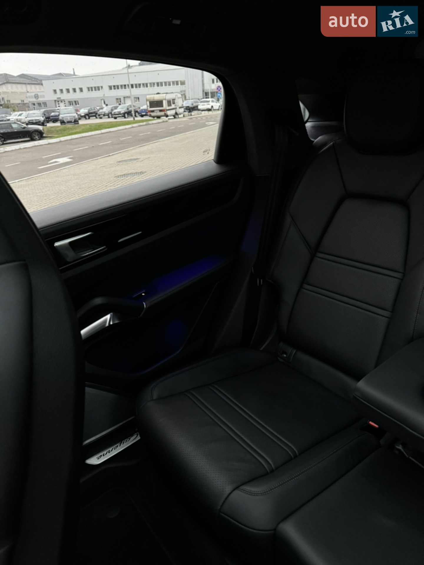 2019 Porsche Cayenne Coupe - мініатюра 37