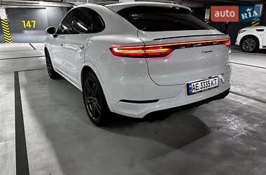 Внедорожник / Кроссовер Porsche Cayenne Coupe 2019 в 