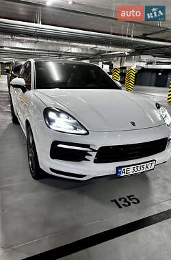 Внедорожник / Кроссовер Porsche Cayenne Coupe 2019 в 