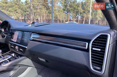 Внедорожник / Кроссовер Porsche Cayenne Coupe 2021 в 