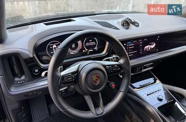 Внедорожник / Кроссовер Porsche Cayenne Coupe 2023 в 