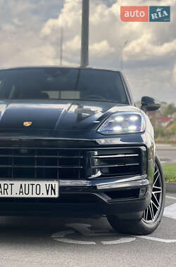 Внедорожник / Кроссовер Porsche Cayenne Coupe 2023 в 