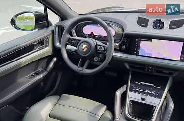 Внедорожник / Кроссовер Porsche Cayenne Coupe 2023 в 