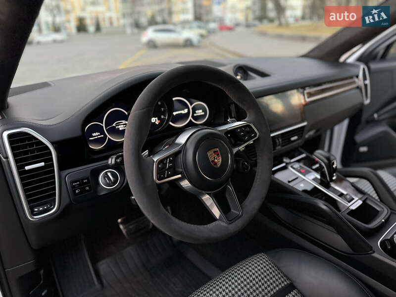 Позашляховик / Кросовер Porsche Cayenne Coupe 2019 в Харкові