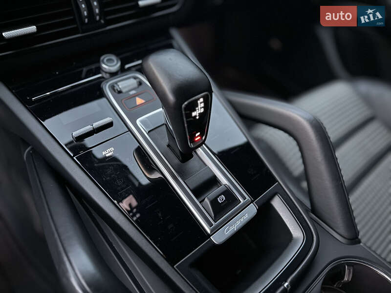 Позашляховик / Кросовер Porsche Cayenne Coupe 2019 в Харкові