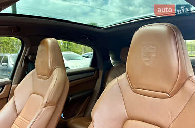 Позашляховик / Кросовер Porsche Cayenne Coupe 2021 в 