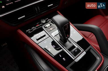 Внедорожник / Кроссовер Porsche Cayenne Coupe 2022 в 
