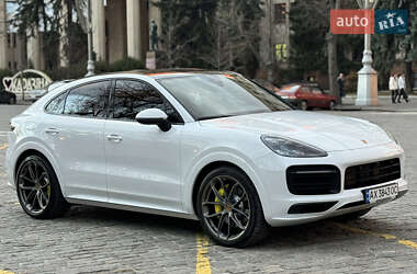 Внедорожник / Кроссовер Porsche Cayenne Coupe 2019 в 