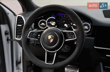 Внедорожник / Кроссовер Porsche Cayenne Coupe 2019 в 
