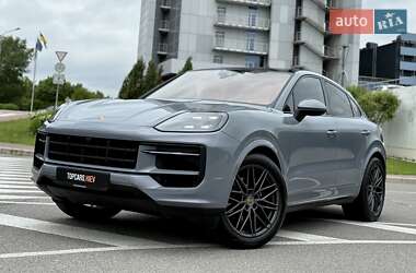 Позашляховик / Кросовер Porsche Cayenne Coupe 2023 в 
