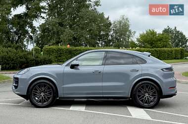 Позашляховик / Кросовер Porsche Cayenne Coupe 2023 в 