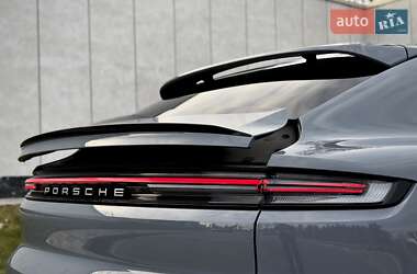 Позашляховик / Кросовер Porsche Cayenne Coupe 2023 в 