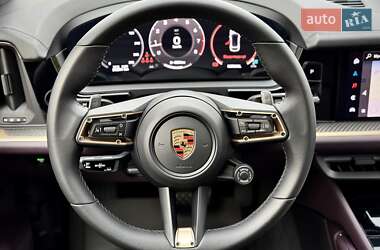 Позашляховик / Кросовер Porsche Cayenne Coupe 2023 в 