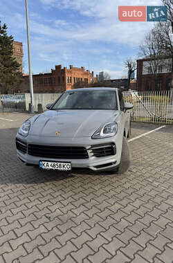 Внедорожник / Кроссовер Porsche Cayenne Coupe 2020 в 