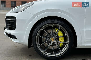 Внедорожник / Кроссовер Porsche Cayenne Coupe 2019 в 