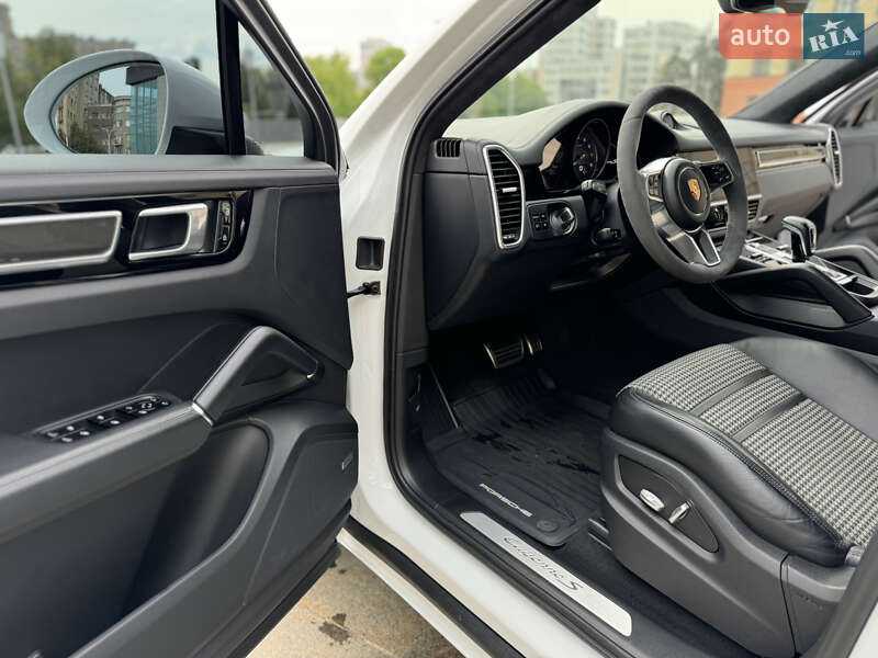Внедорожник / Кроссовер Porsche Cayenne Coupe 2019 в Харькове