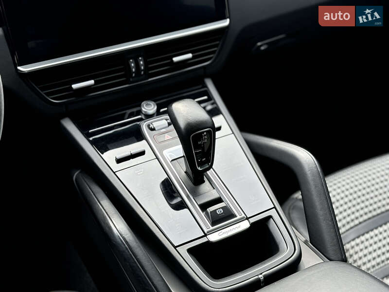 Внедорожник / Кроссовер Porsche Cayenne Coupe 2019 в Харькове