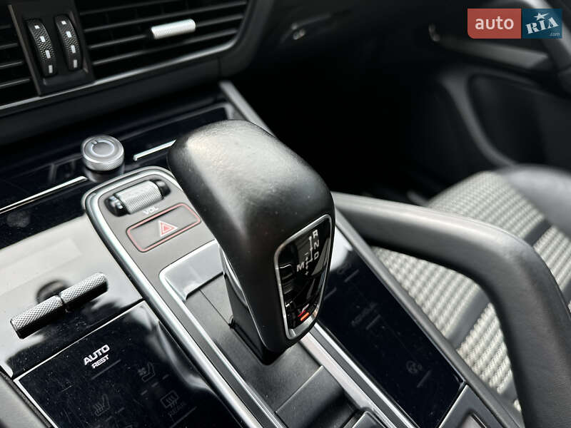 Внедорожник / Кроссовер Porsche Cayenne Coupe 2019 в Харькове