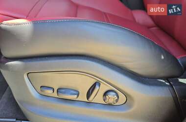 Внедорожник / Кроссовер Porsche Cayenne Coupe 2023 в 