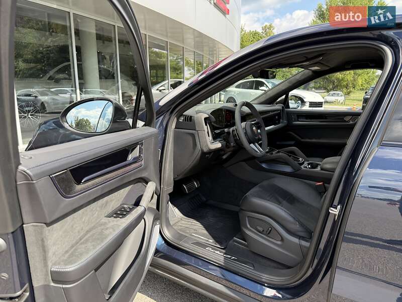 Позашляховик / Кросовер Porsche Cayenne Coupe 2024 в Дніпрі фото 10 Позашляховик / Кросовер Porsche Cayenne Coupe 2024 в Дніпрі