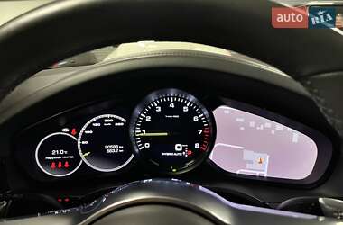 Внедорожник / Кроссовер Porsche Cayenne Coupe 2021 в 