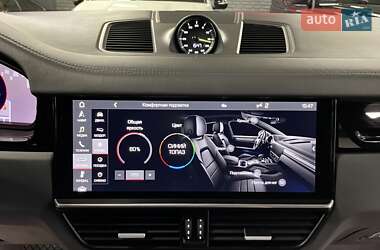 Внедорожник / Кроссовер Porsche Cayenne Coupe 2021 в 