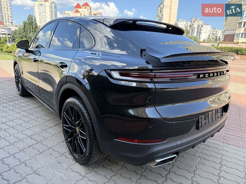 Позашляховик / Кросовер Porsche Cayenne Coupe 2024 в Києві