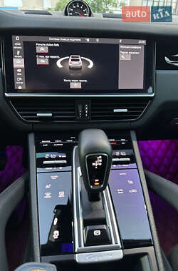 Внедорожник / Кроссовер Porsche Cayenne Coupe 2019 в 
