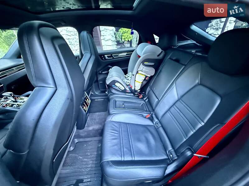 Внедорожник / Кроссовер Porsche Cayenne Coupe 2019 в Львове