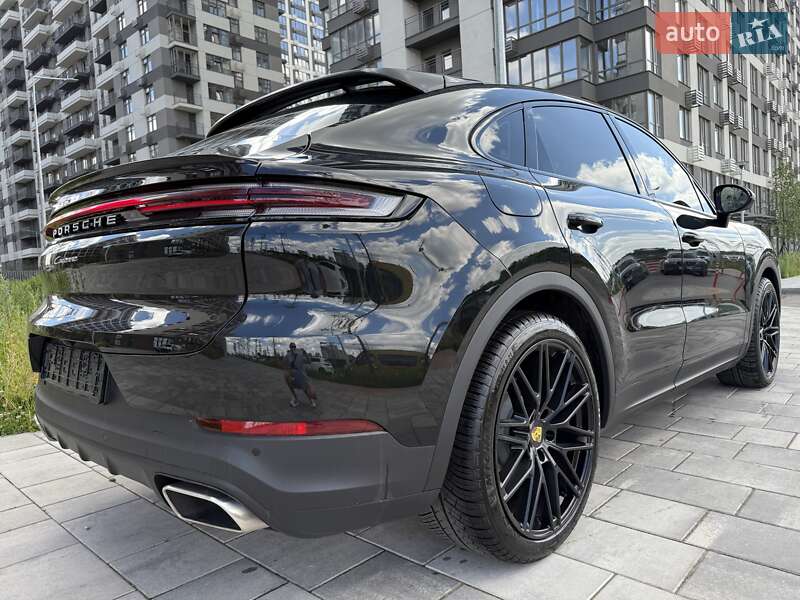 Позашляховик / Кросовер Porsche Cayenne Coupe 2024 в Києві