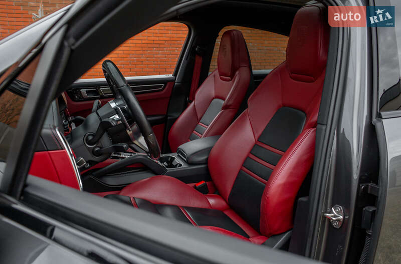 Позашляховик / Кросовер Porsche Cayenne Coupe 2021 в Києві